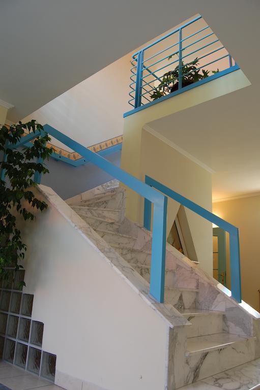 Bed and Breakfast Club Haus 502 Калоча Екстер'єр фото